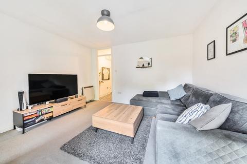 undefined, Updown Hill, Windlesham, Surrey, GU20