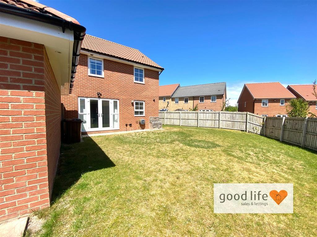 20250522 120707603 i OS15burcombeclose.jpg