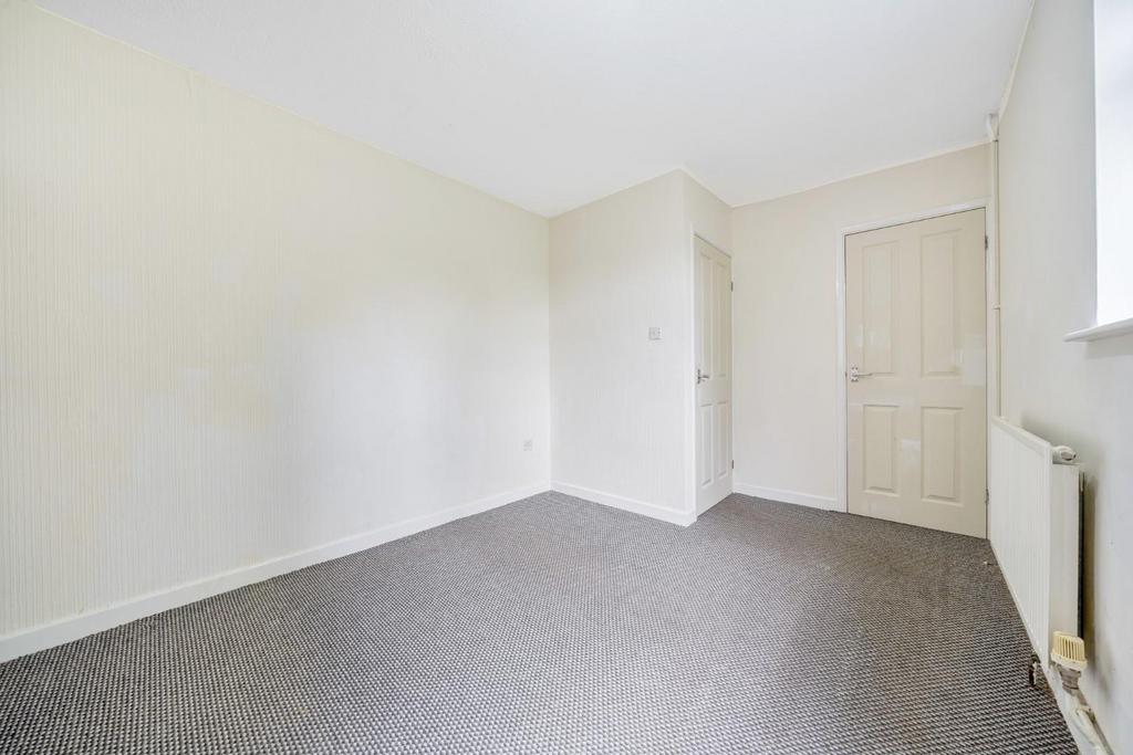 3rd view MASTER BEDROOM.jpg
