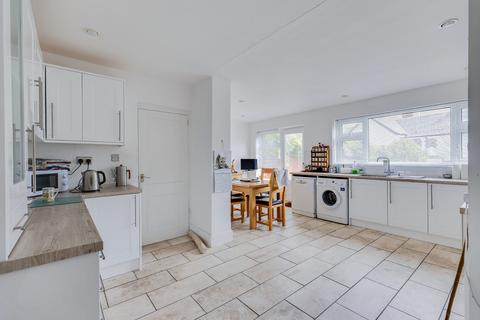 3 bedroom detached house for sale, Belmont Cefn Mount, Dinas Powys, Vale of Glam. CF64 4AR