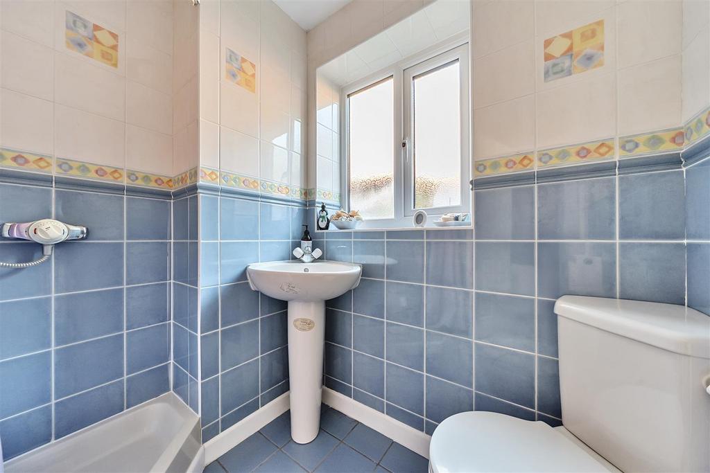 Ensuite.jpg