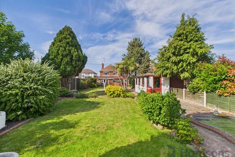 4 bedroom detached house for sale, London Road, Sittingbourne, Kent, ME10 1PA