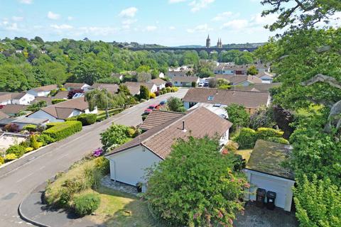 3 Bishops Close, Truro, TR1 3RR