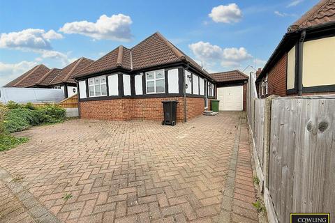 undefined, Bruce Grove, Wickford