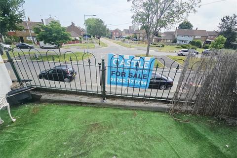 2 bedroom flat for sale, Hamstel Road, Southend on sea, Southend on sea,