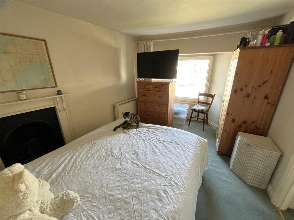 Bedroom one .JPG