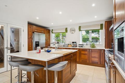 5 bedroom detached house for sale, Hammersley Lane, High Wycombe HP10