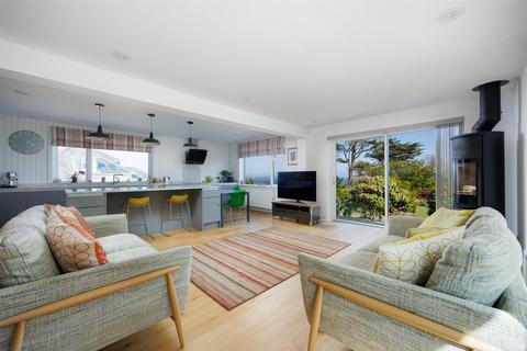 undefined, Maenporth | South Cornwall