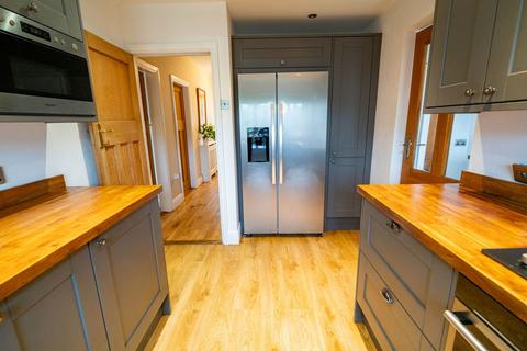 12 Arundel Crescent, Solihull, B92 8RG
