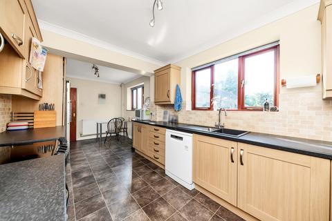 45 Brook Road, Bassingbourn, Royston, SG8 5NR