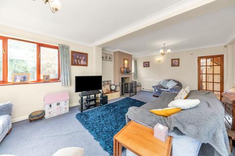 45 Brook Road, Bassingbourn, Royston, SG8 5NR