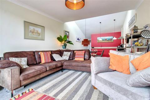 19 The Drive, Reydon, Southwold, IP18 6PN