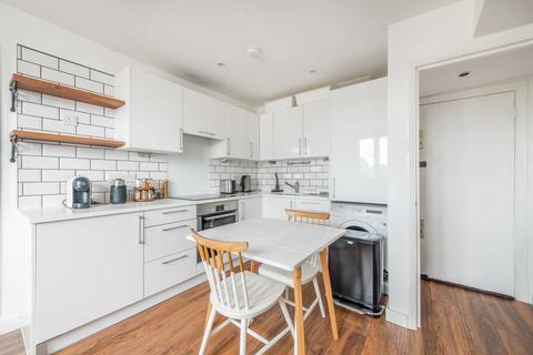 1 bedroom flat for sale, Gloucester Terrace, Lancaster Gate, London, W2
