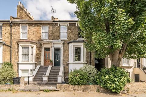 23b Montague Road, London, E8 2HN
