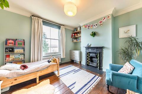 23b Montague Road, London, E8 2HN