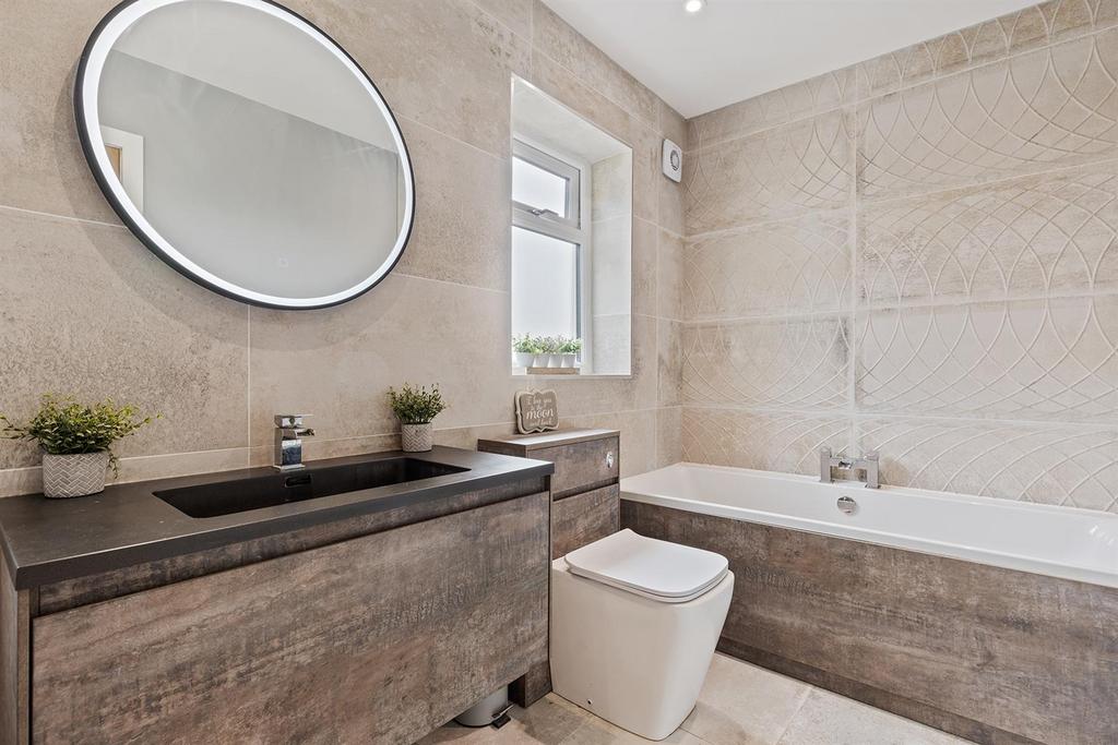 148 Quarmby Rd, Huddersfield 22 297.png