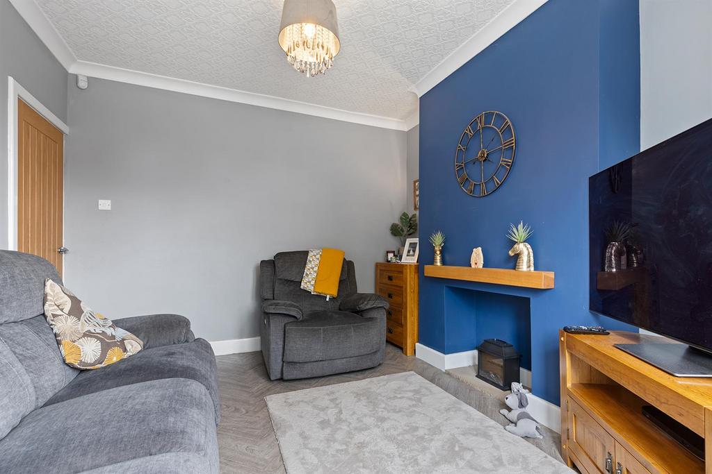 148 Quarmby Rd, Huddersfield 12 297.png