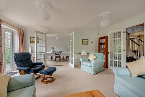 3 Stokes View, Pangbourne, Reading, RG8 7RP