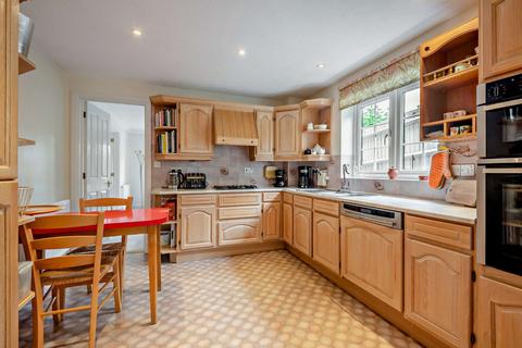 3 Stokes View, Pangbourne, Reading, RG8 7RP