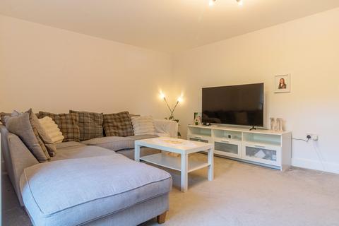 2 bedroom flat for sale, Lawford Court, Grade Close, Elstree, Borehamwood, WD6 3FN