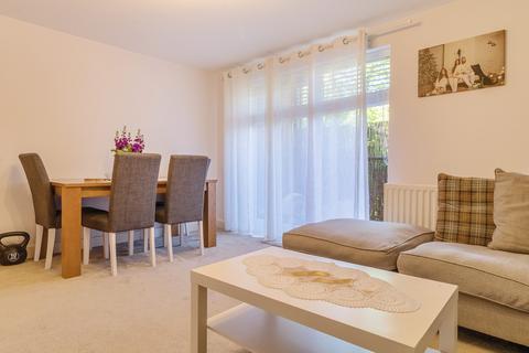 2 bedroom flat for sale, Lawford Court, Grade Close, Elstree, Borehamwood, WD6 3FN
