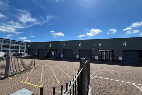 Industrial development to rent, Swallowfields Welwyn Garden City AL7 1JD