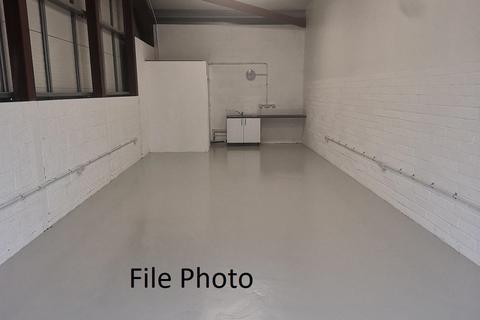 Industrial development to rent, Swallowfields Welwyn Garden City AL7 1JD