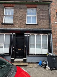 undefined, Wellington Street, LU1 5AH