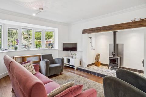 undefined, Firs Close, Iver, Buckinghamshire
