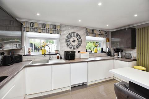 11 Battson Road, Bristol, BS14 8SW