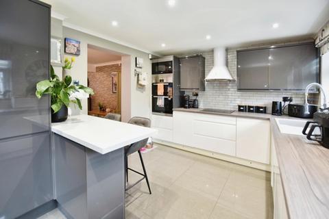 11 Battson Road, Bristol, BS14 8SW