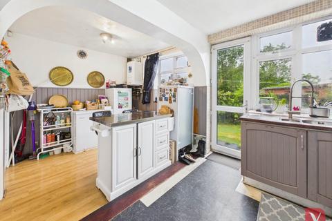 undefined, High Mead, Luton LU3