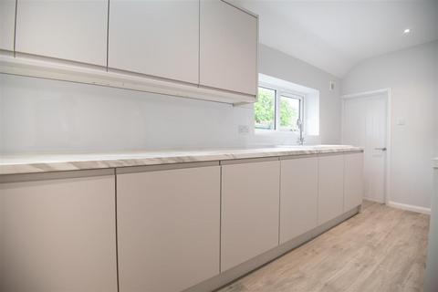 3 bedroom detached bungalow for sale, Bedford Road, Rushden