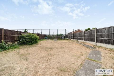 5 bedroom semi-detached house for sale, Teignmouth Road, Welling