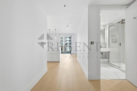 1 bedroom apartment to rent, Parkside Apartments, Cascade Way, W12