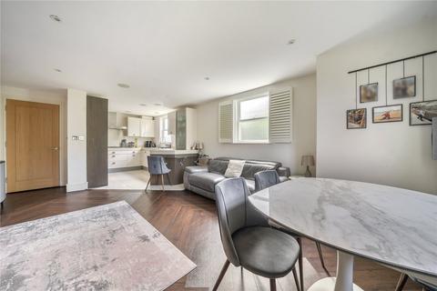 2 bedroom flat for sale, Parkview Place, The Furlongs, Esher, KT10