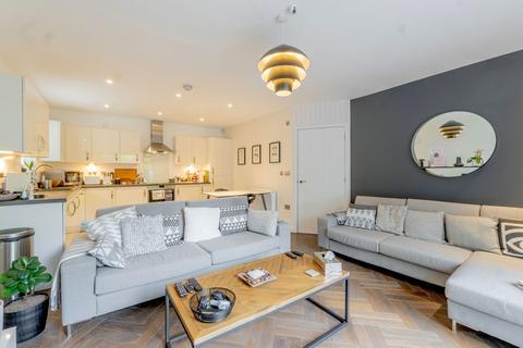 2 bedroom detached house for sale, Archer Drive, Solihull B90