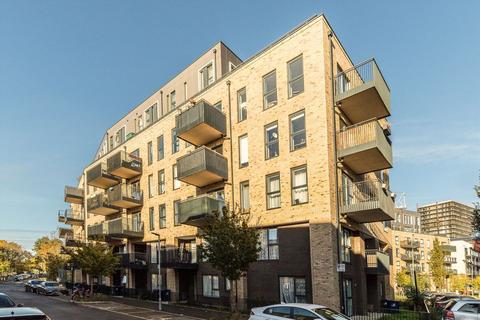 2 bedroom flat for sale, Trinity Way, London W3