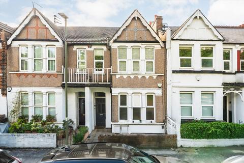 2 bedroom flat for sale, Squires Lane, London N3