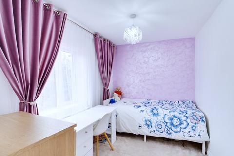 1 Crescent Road, Aveley, South Ockendon, RM15 4JL