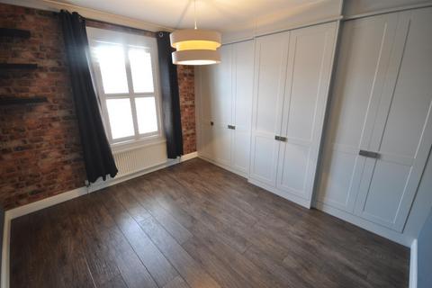 23 Plantation Road, Thorne, Doncaster, DN8 5EB