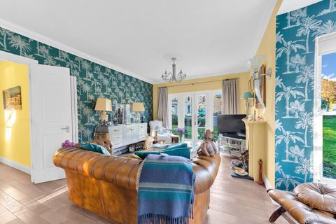 18 Cedars Close, London, SE13 5DP