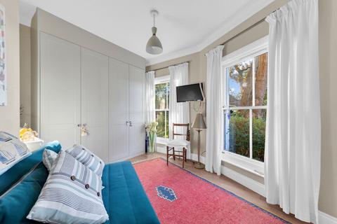 18 Cedars Close, London, SE13 5DP
