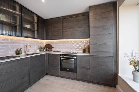 1 bedroom flat for sale, Riverscape, Royal Docks E16