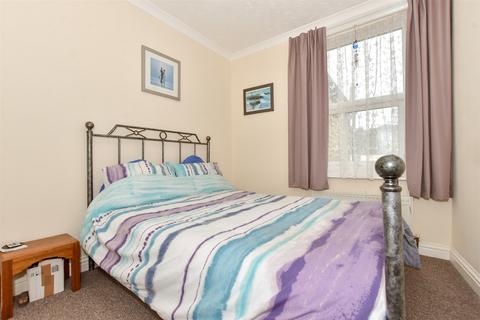 86 Balfour Road, Dover, CT16 2NG