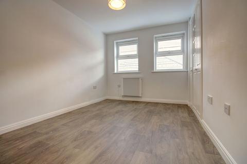 55 Millfield, Neston, CH64 3TF