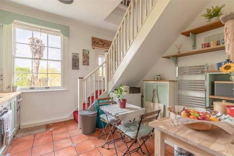 105d Slough Road, Datchet, Slough, SL3 9AQ