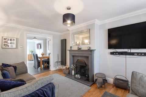 76 Flowerhill Way, Istead Rise, Gravesend, DA13 9DQ