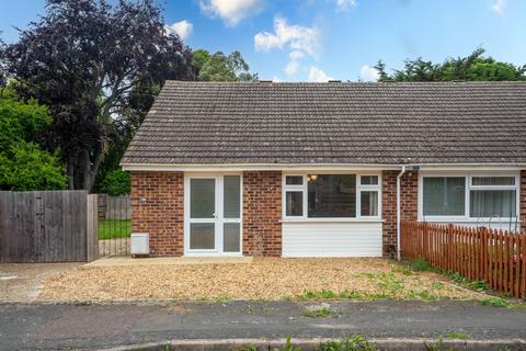 2 bedroom semi-detached bungalow for sale, Blackhall Road, Cambridge, CB4