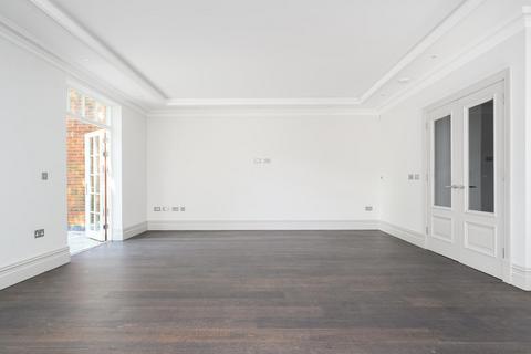 undefined, London Road, Sunningdale